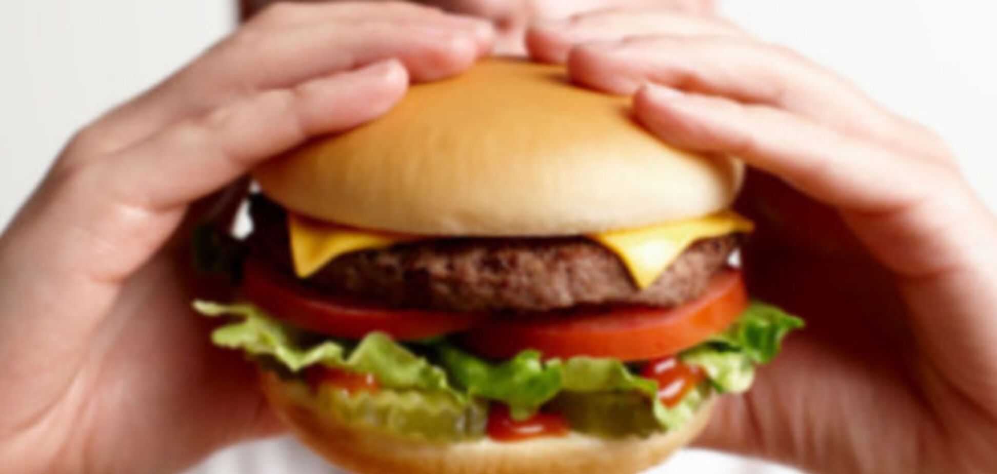 Меньше гамбургеров: McDonalds сокращает меню