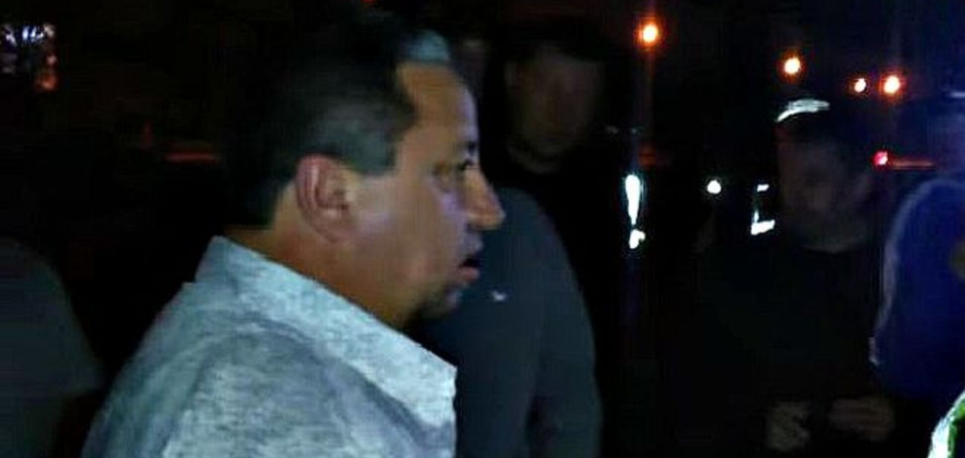 Во Львове гаишник устроил пьяное ралли, а потом уснул за рулем: видео задержания