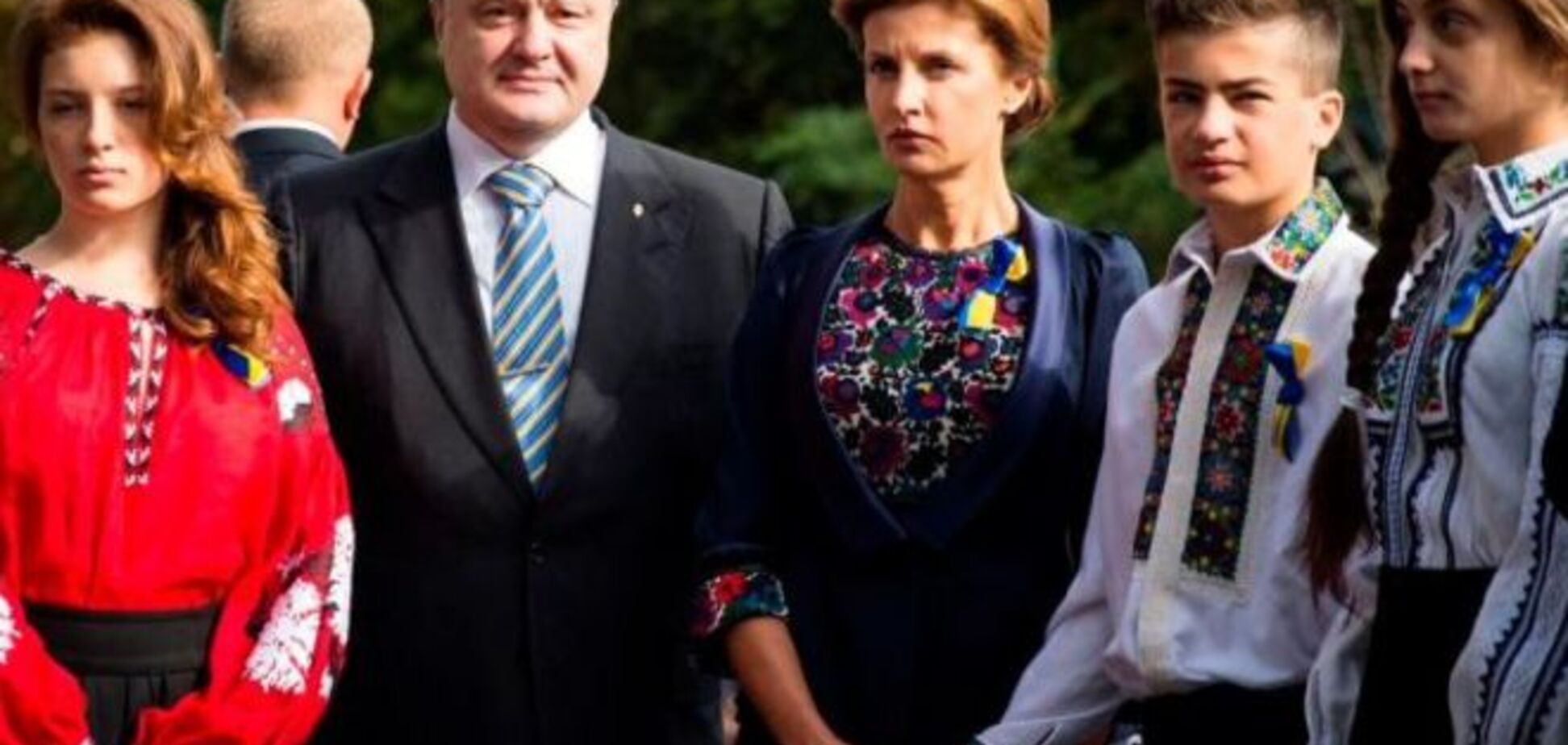 'Спасибо за жизнь!' Порошенко поздравил украинок с Днем матери