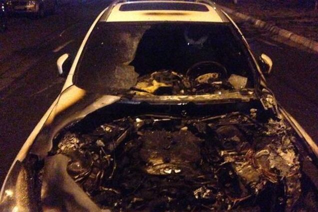 На Донетчине взорвали автомобиль. Погиб мужчина