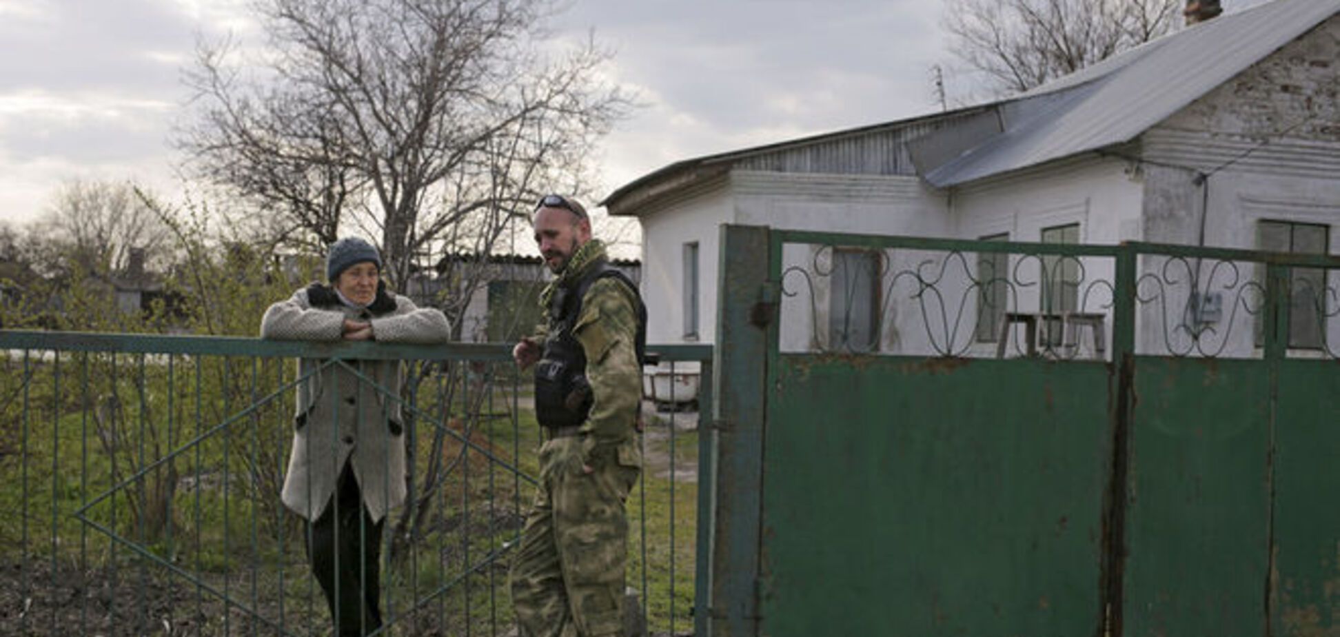 Террористы атаковали Станицу Луганскую: ранены бойцы АТО и мирные жители