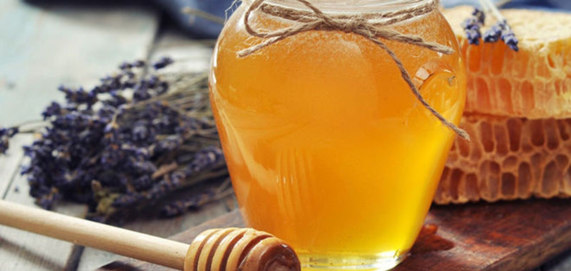 Мед и желатин - продукты, избавляющие от боли в суставах