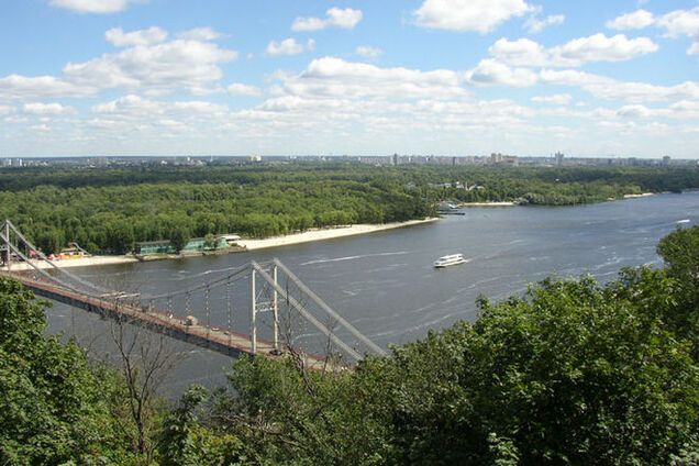 'Наша святыня уничтожена'. Экологи заявили о катастрофе Днепра