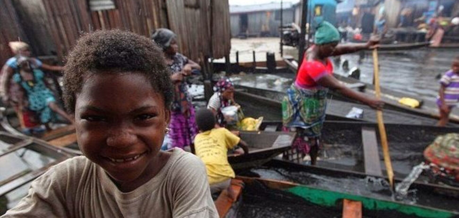 Жизнь на грани: плавающие трущобы в Нигерии