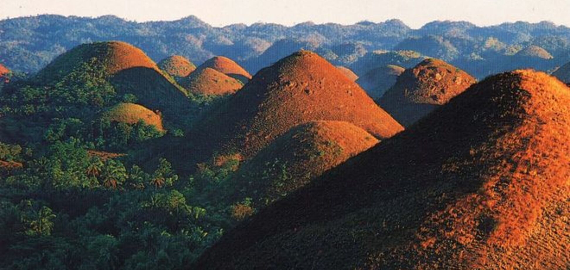 'Шоколадные холмы' острова Бохоль на Филиппинах