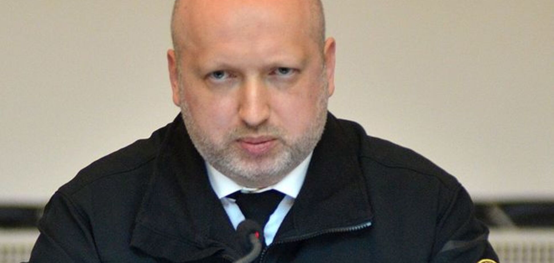Турчинов порадив Кремлю не ховатися за озброєними маріонетками на Донбасі