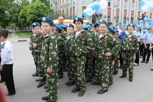 В России проведут парад 'детских войск'