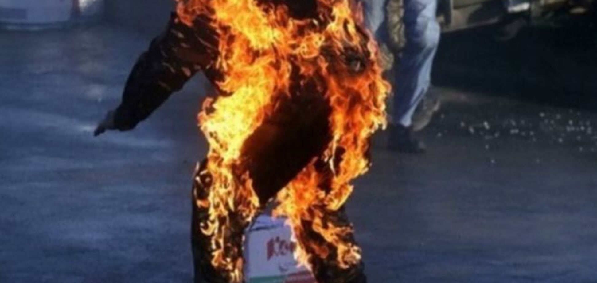 На Волині 60-річний чоловік спалив себе, обливши бензином