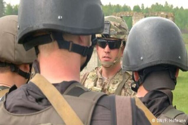 Украинские американцы на Яворовском полигоне: помощь бывшей родине