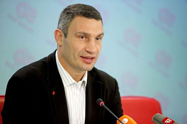 Кличко, поздравляя, Вакарчука попутал имя и возраст: видеофакт