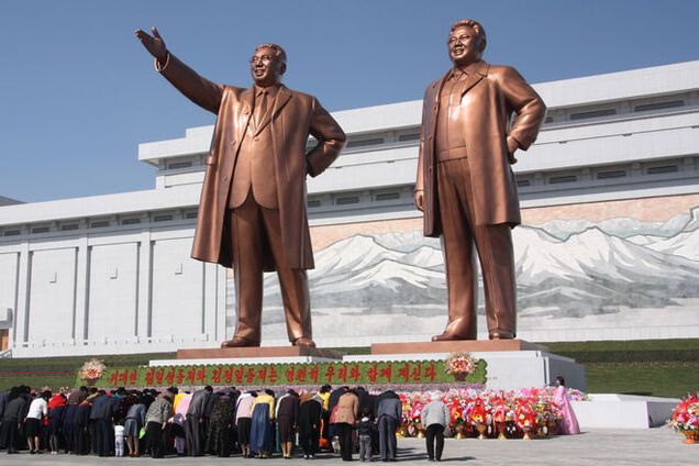 10 запрещенных в Северной Корее вещей, которые мы делаем каждый день