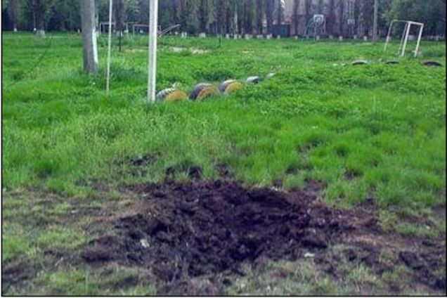 Террористы обстреляли жилой район Авдеевки из минометов: опубликованы фото и видео