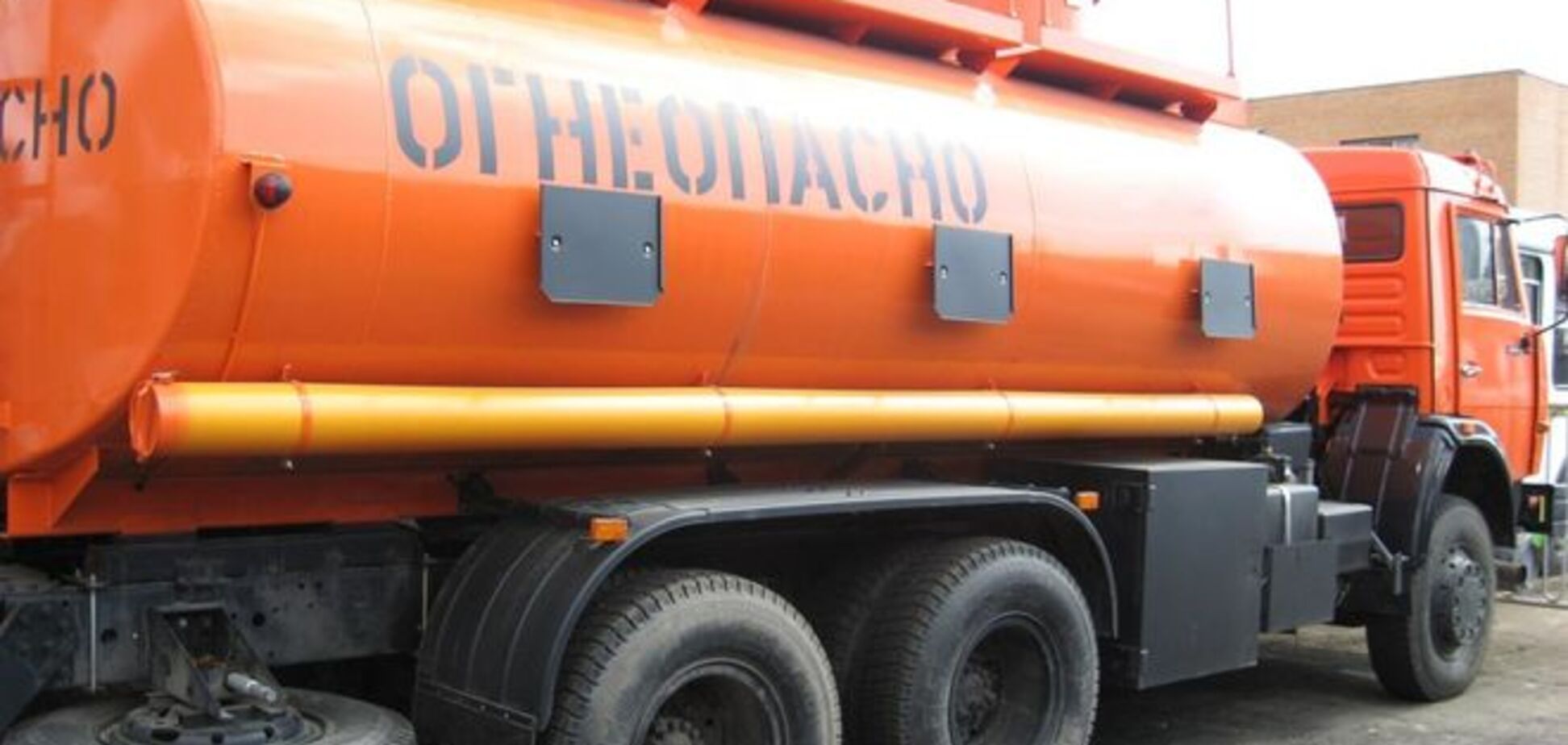 МВД заказало у Еремеева топлива на 71 миллион по заниженной цене