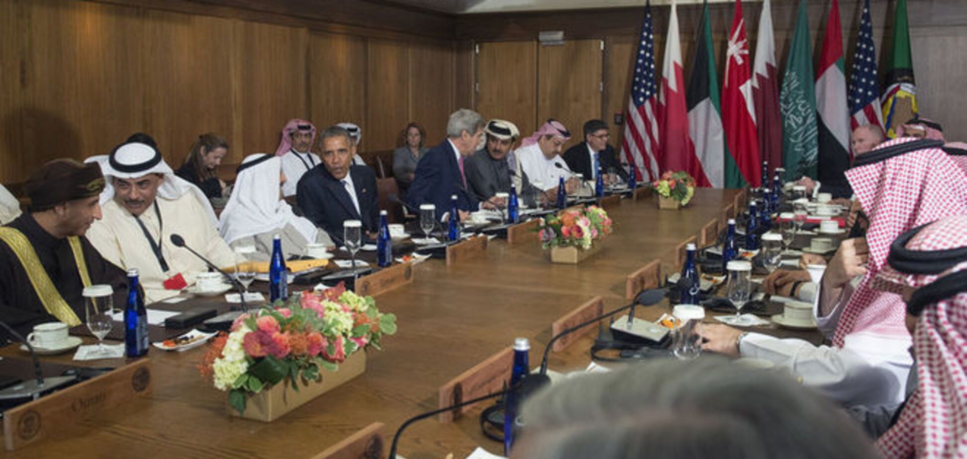 Обама пообещал арабским союзникам военную помощь