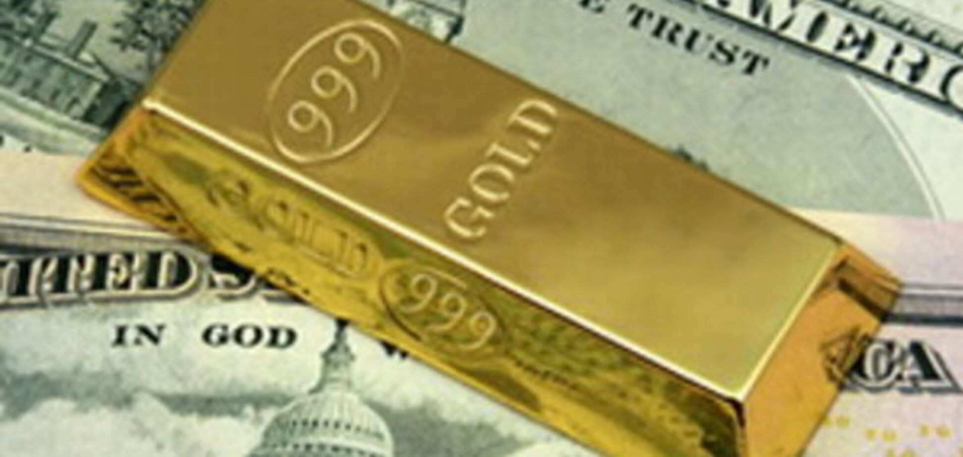 Россия затеяла опасную игру с долларом и золотом