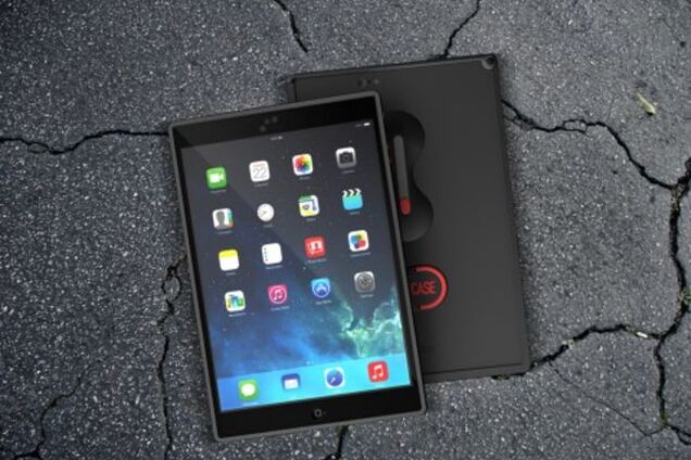 Представлен уникальный чехол, превращающий смартфон в планшет