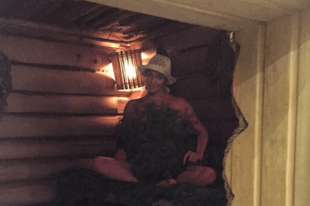 Волочкова снова разделась: теперь в бане. Фотофакт