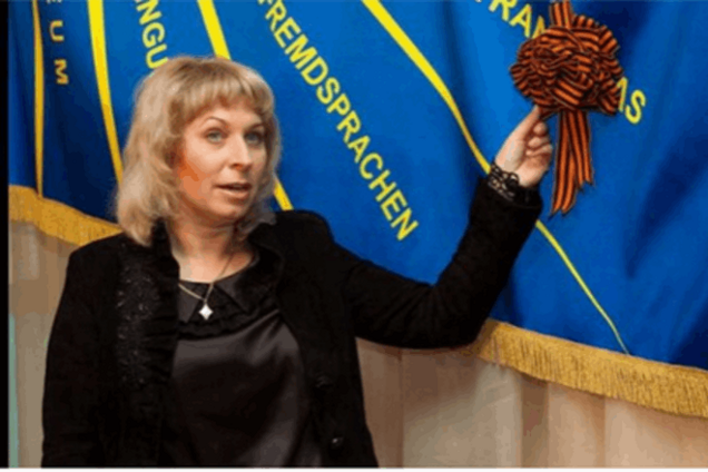 'Министр ЛНР' сбежала от 'русского мира', прихватив чужие зарплаты