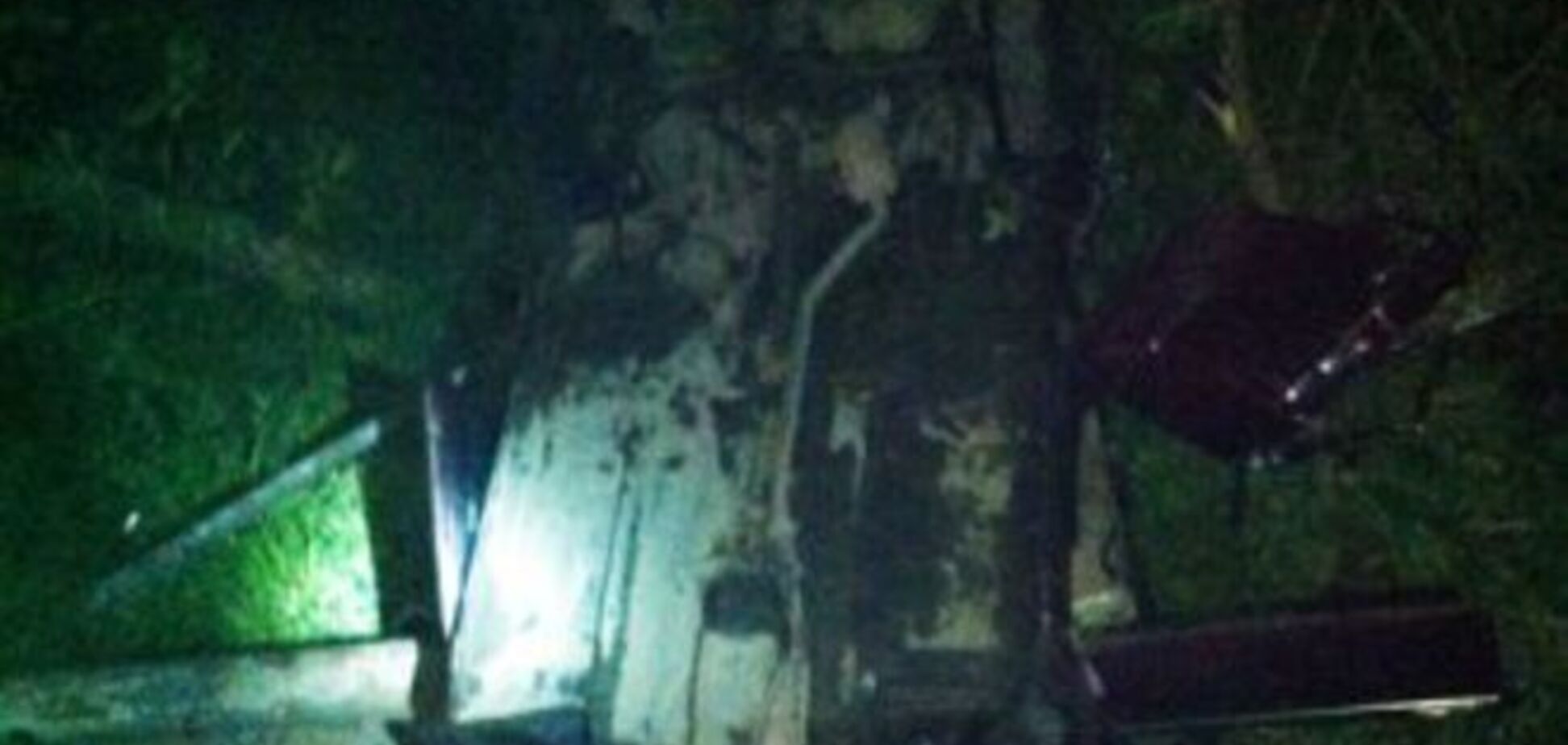 Жуткое ДТП в Закарпатье. Авто вылетело с моста: фото с места аварии