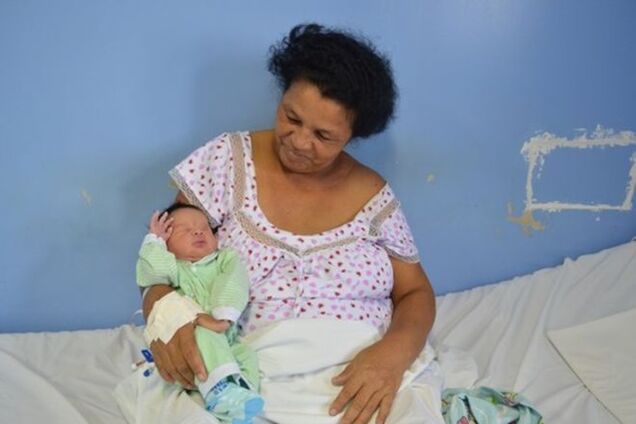 Беби-бум. В Бразилии женщина родила своего 21-го ребенка в 51 год: опубликованы фото