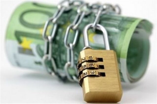 Порошенко может наложить вето на закон о реструктуризации валютных кредитов