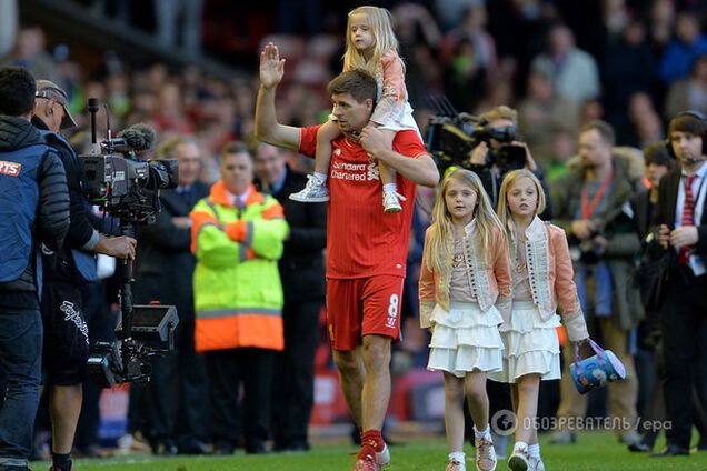 Джеррард простился с болельщиками 'Ливерпуля': трогательные фото