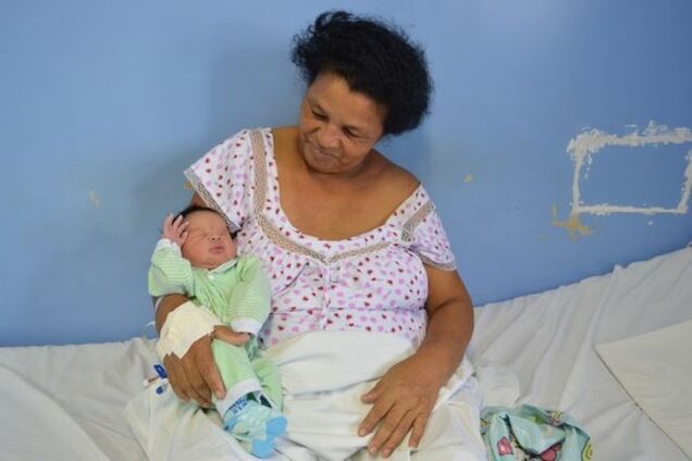 51-летняя бразильянка родила 21-го ребенка