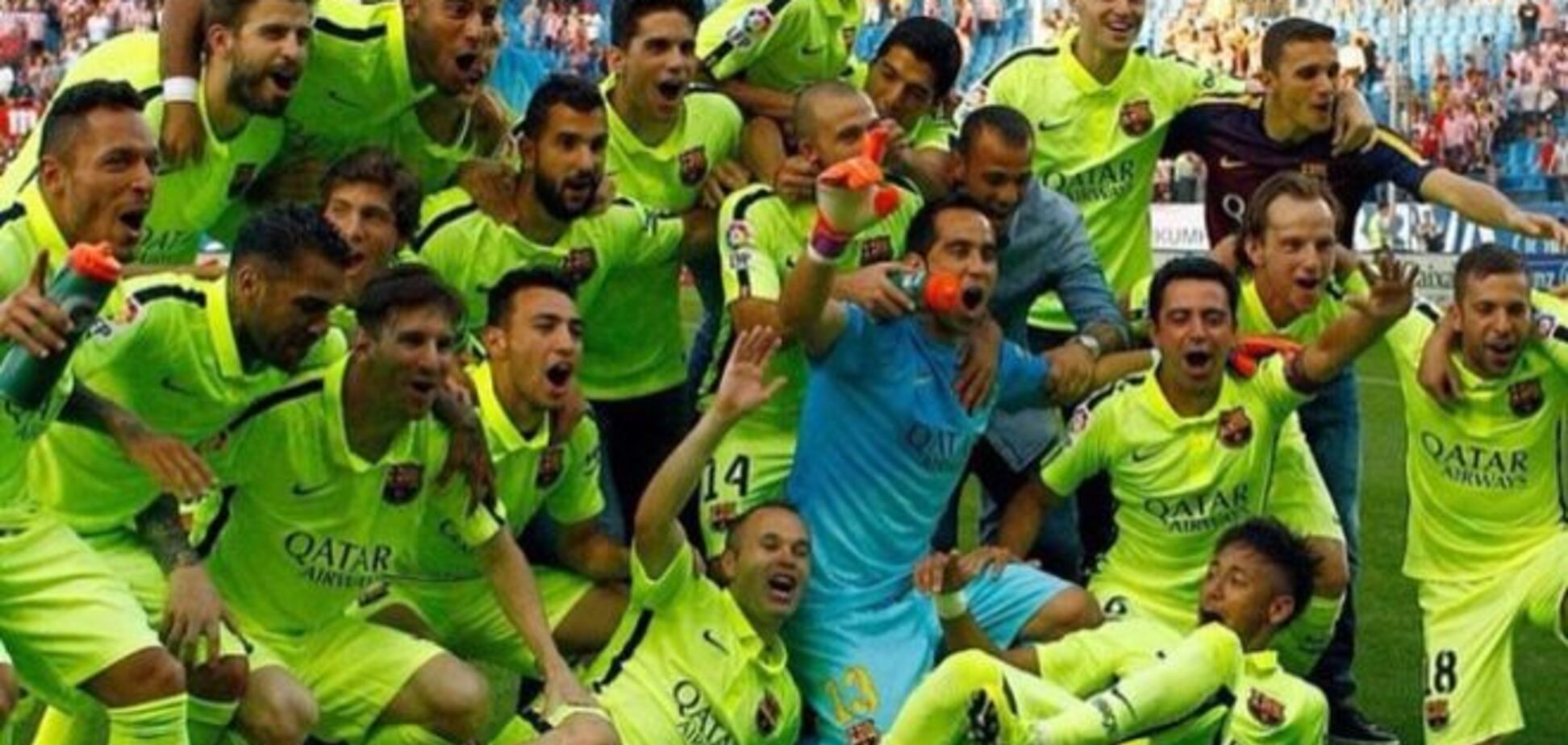 Футболисты 'Барселоны' подурачились, празднуя чемпионство: яркое видео