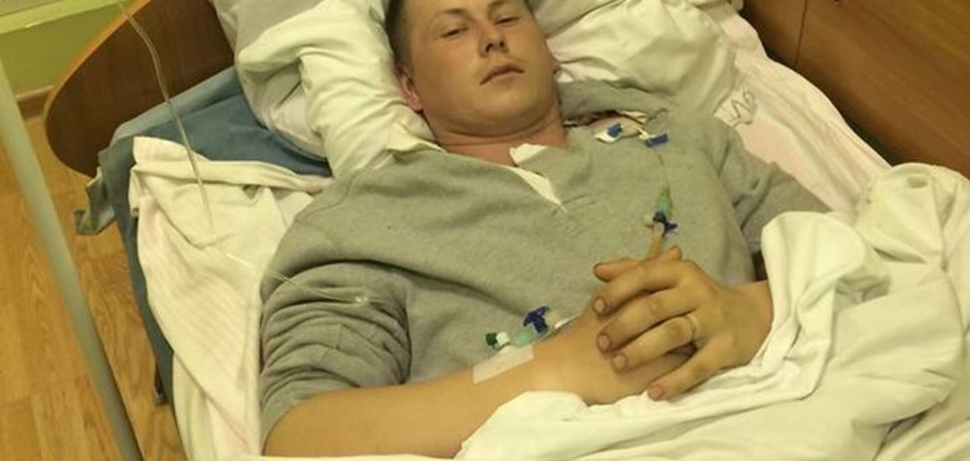 Россия своих бросает: пленного спецназовца в Украине спасли от ампутации. Его семья молчит