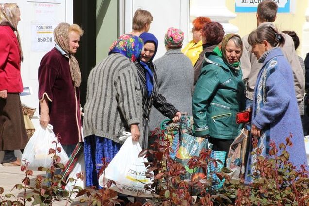 У Ахметова заявили, что поставки гуманитарной помощи не прекратятся