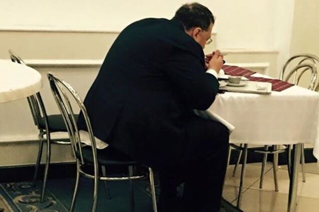 Хрум-хрум. Каплин показал Геращенко во время важнейшего голосования в Раде