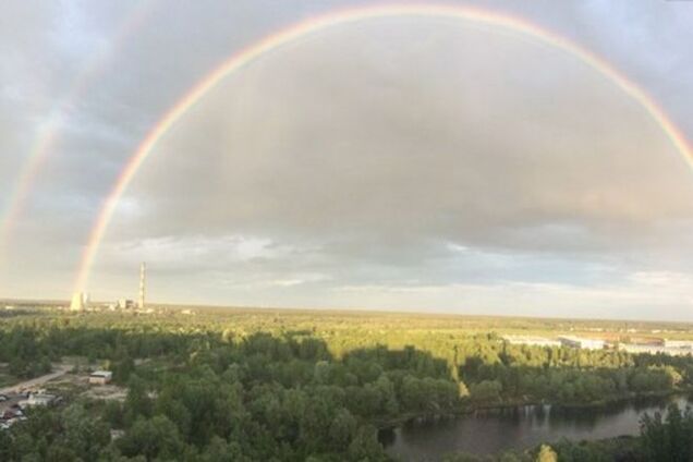 Над Киевом видели двойную радугу: фотофакт
