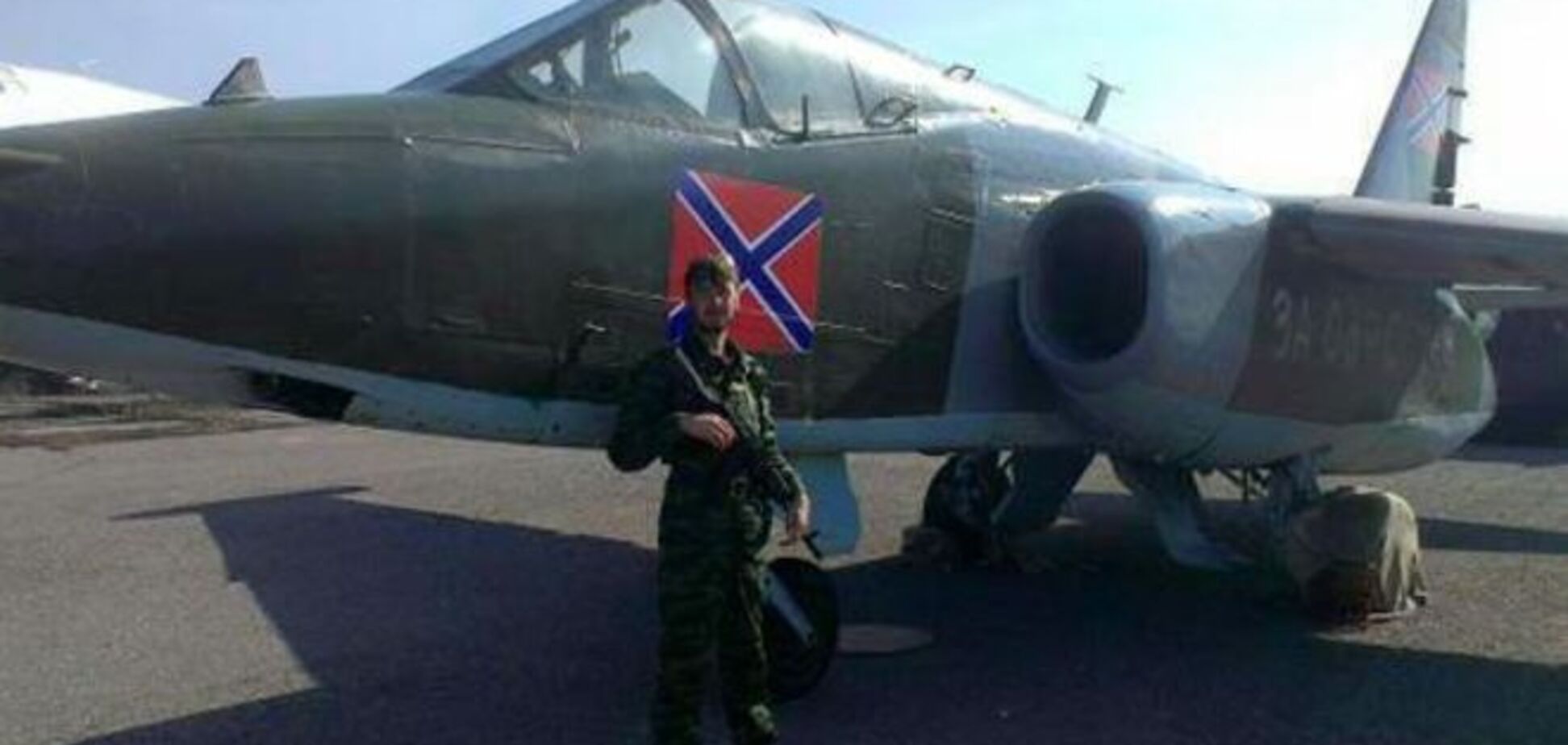 Террористы засветили в Луганске свой новый самолет: фотофакт