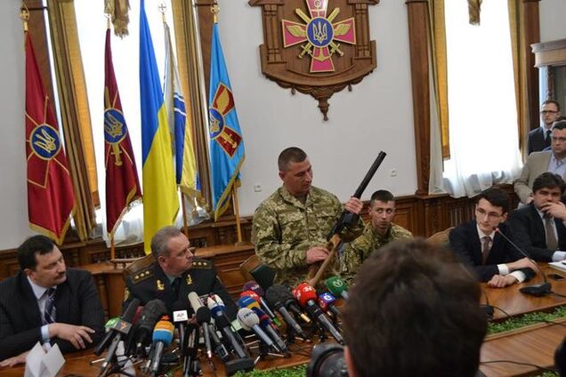 'Это были не наши хоккеисты': Генштаб ВСУ 'троллит' МИД России