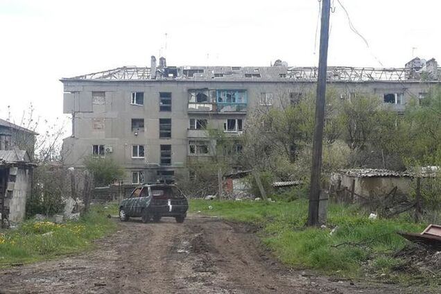 Террористы превратили Пески в испытательный полигон: видеофакт