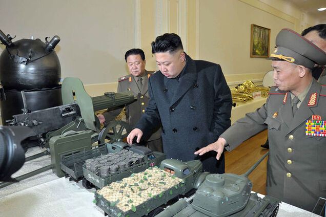 Портативні ядерні ракети: Кім Чен Ин похвалився розробками