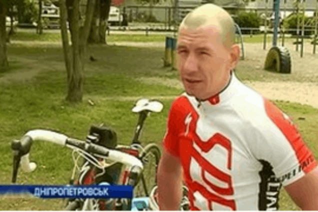 Одноногий велосипедист собирается на Паралимпиаду в Бразилии