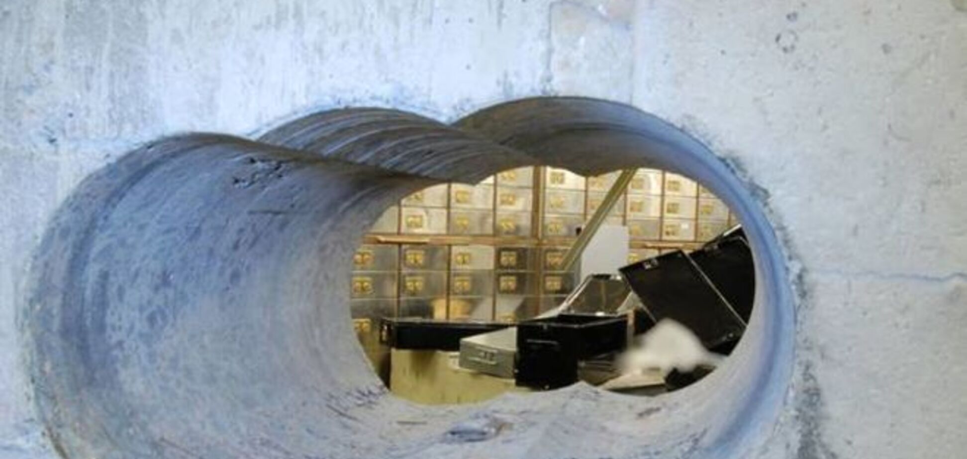 В Британии задержана банда пенсионеров, которая грабила ювелирки