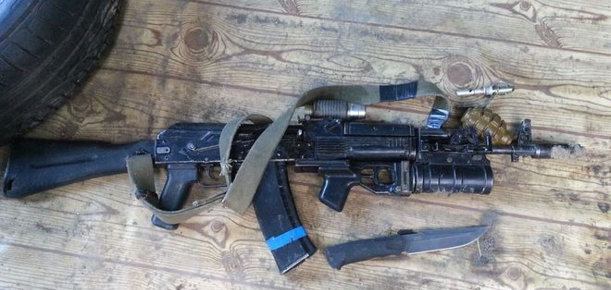 Это не первые диверсанты: журналист опубликовал фото оружия убитых российских спецназовцев