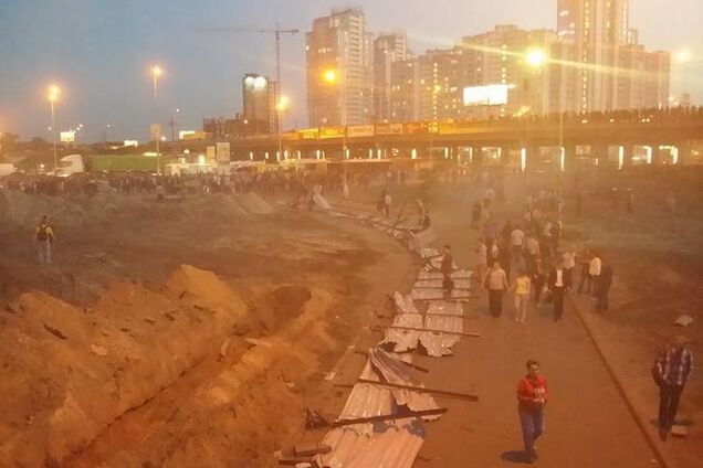 Вместо скандальной стройки на Осокорках будет сквер - Кличко