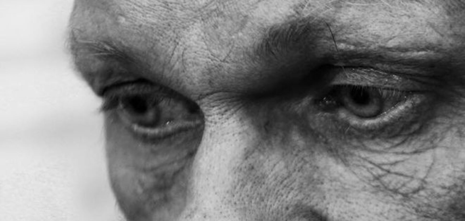 Корбан показав 'живі очі' кухаря і шахтаря, яких без обміну забрала з полону волонтер