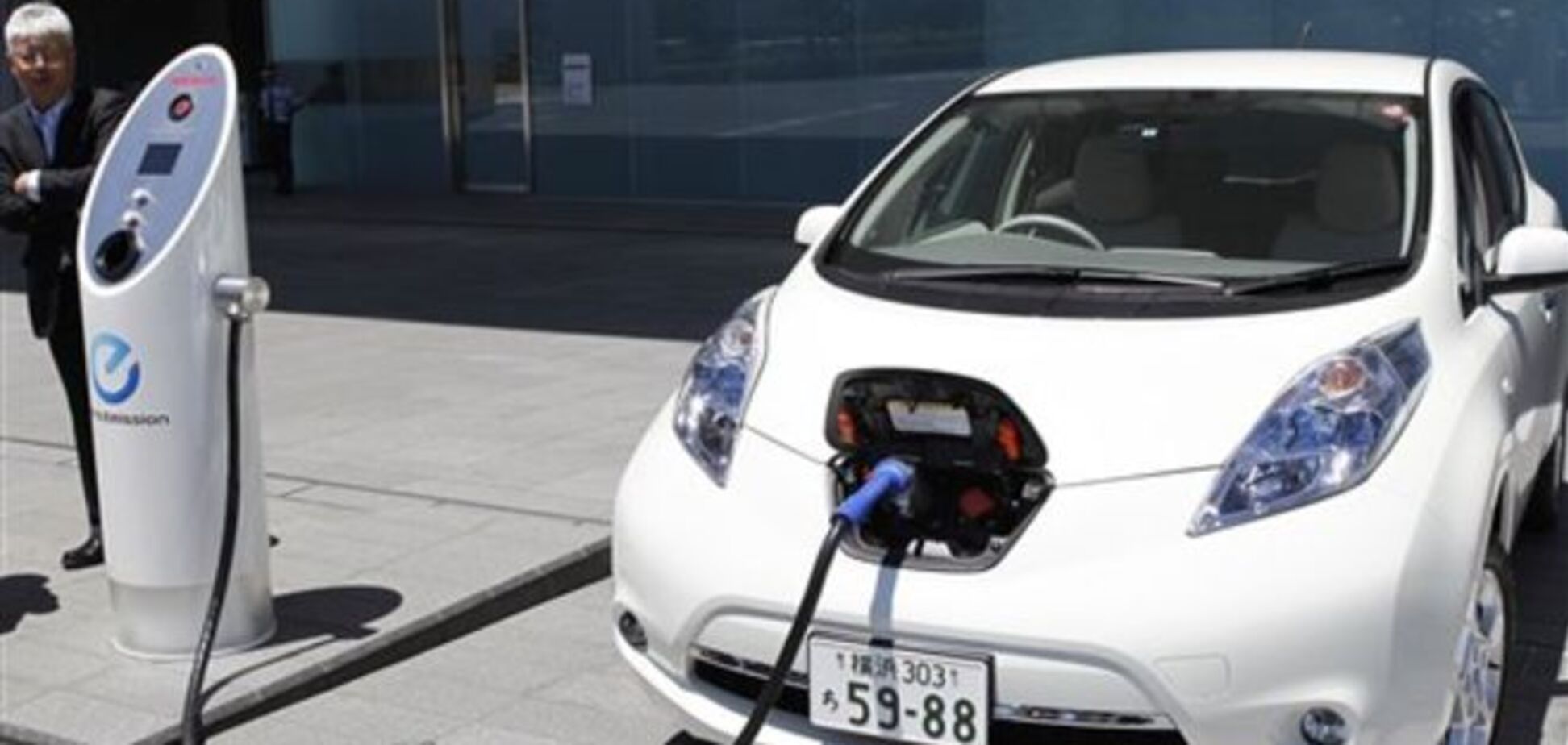 Депутаты намерены уменьшить налоги на импорт электромобилей