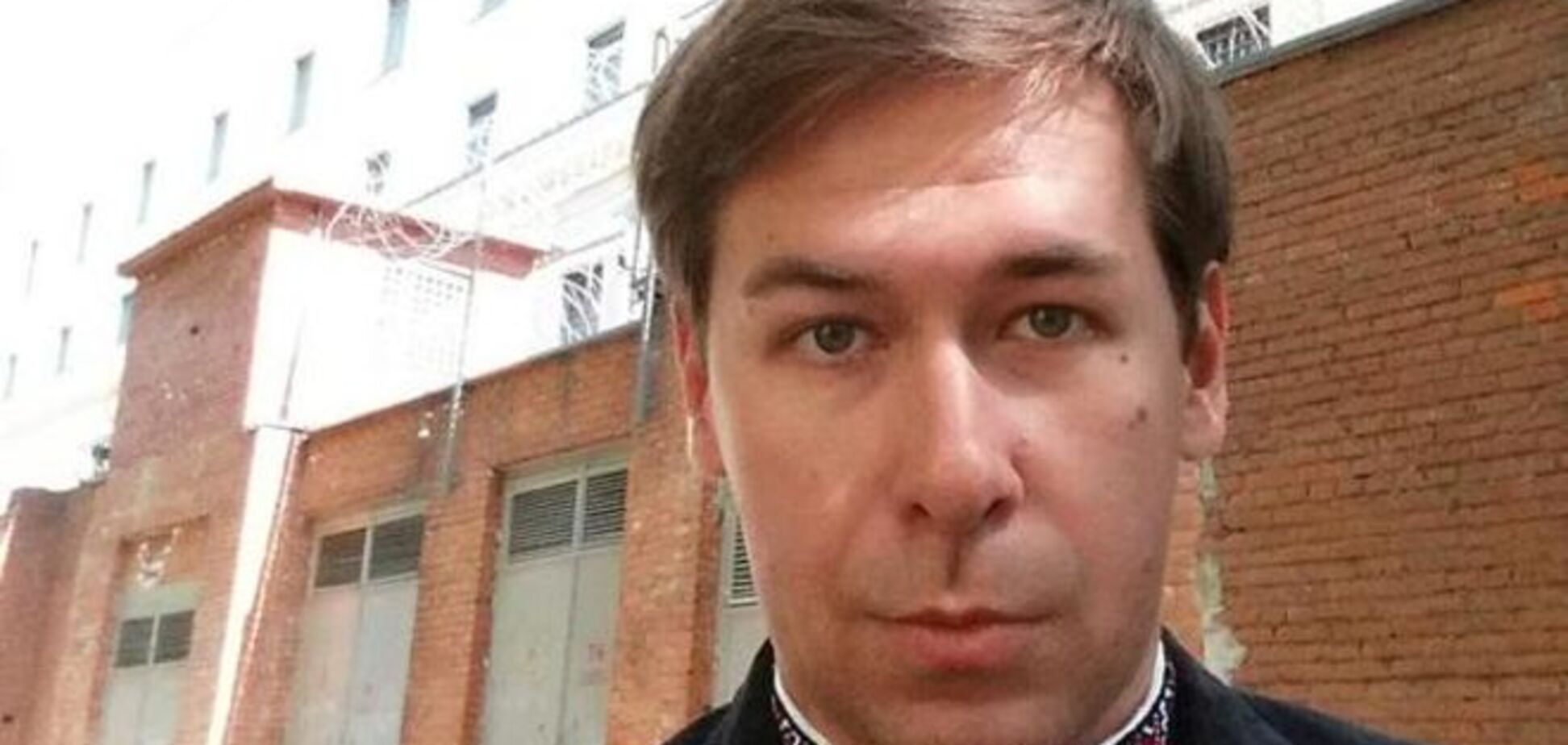 Адвокат Савченко устроил в московской тюрьме День вышиванки
