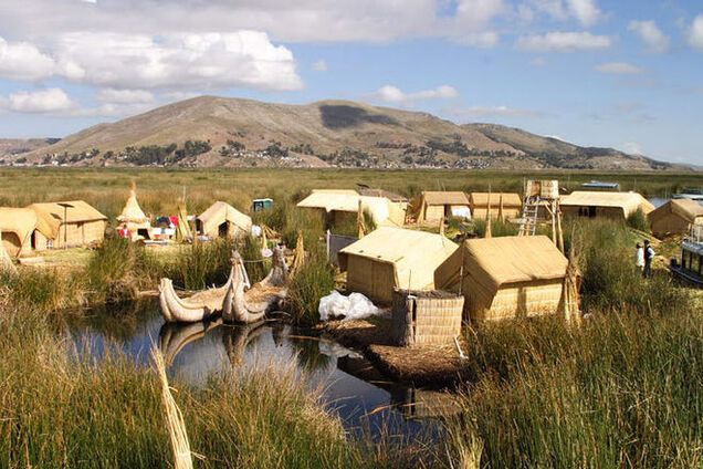 Красочная жизнь индейцев на плавающих островах озера Титикака