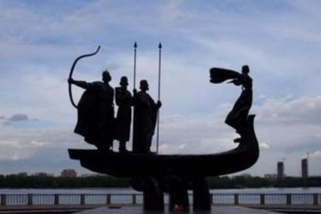 На День Киева на Софийской площади прозвучит гимн Украины