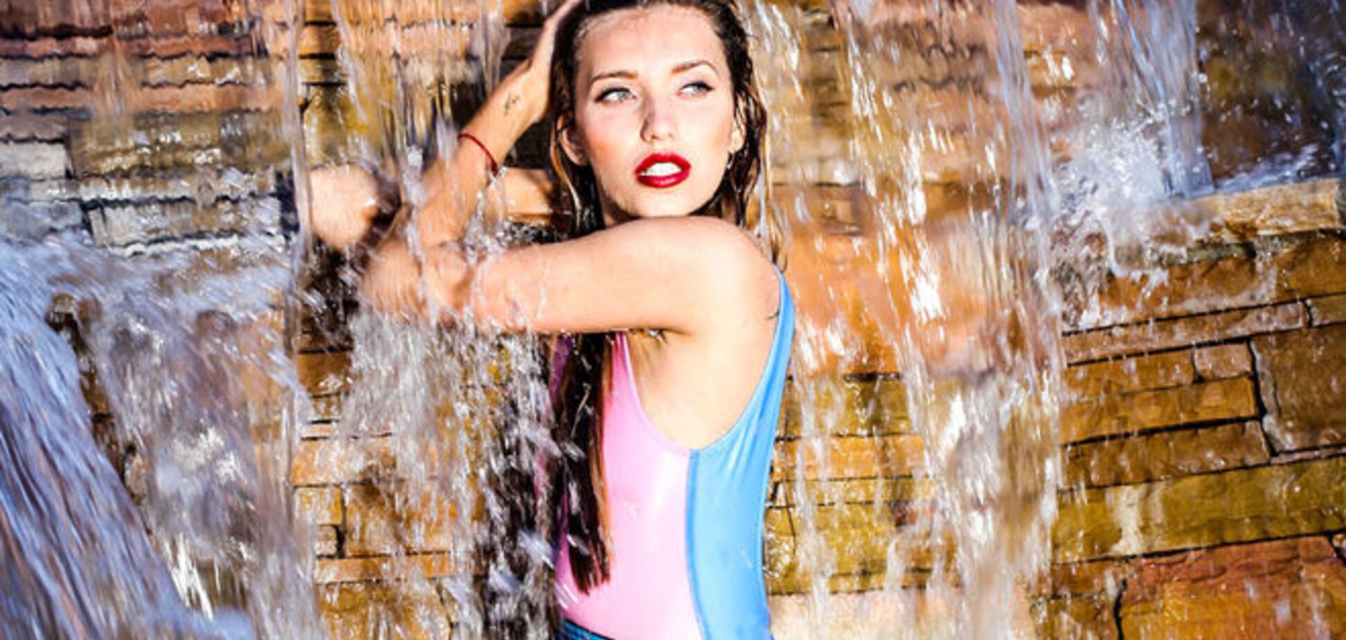 Ведущая 'Орел и Решка' Регина Тодоренко сняла клип с командой Lady Gaga