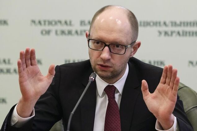 Яценюк рассказал, когда достроят 'Стену' с Россией: ждать еще долго