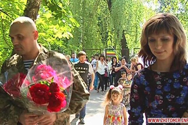 Как Житомир встречал легендарного комбата Кузьминых: фоторепортаж