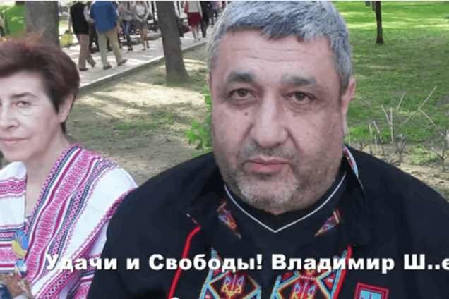 Неожиданно, но приятно! Москвичи в вышиванках просили прощения и желали Украине победы: видеообращение