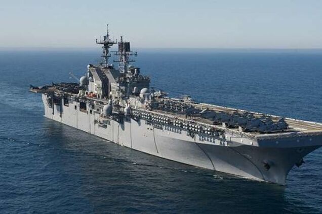 Американский ракетный эсминец вошел в акваторию Черного моря